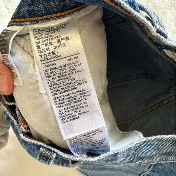 Levi’s 501 Shorts Distressed Size 29 - Picture 6 of 12